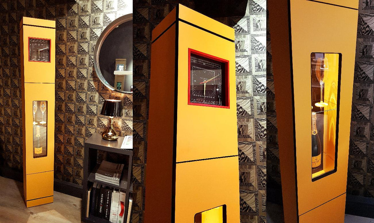 Standuhr Contrast Combi Vorschau gelbe Standuhr mit dunklen Kontrastkanten und Minibar - ZEITCRAFT