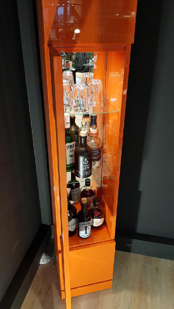 Mini-Bar Standuhr mittig